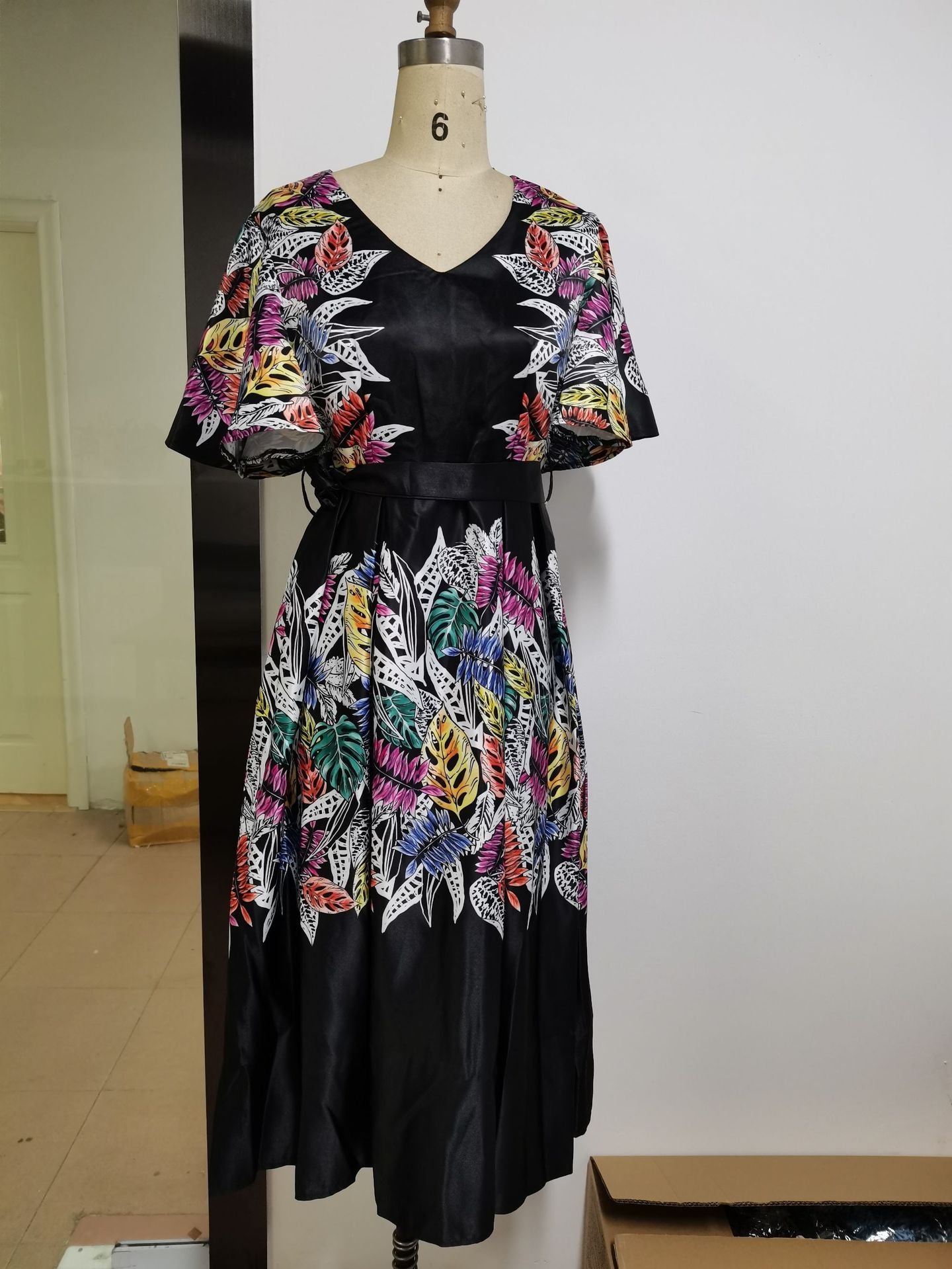 Printed Black Pullover High Waist Temperament Commuter Midi Dress