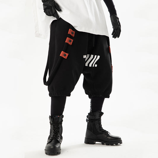 Loose Oversized Shoulder Straps And Vintage Pants