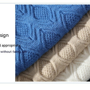 Men's Fashion Casual Solid Color Twisted Sweater