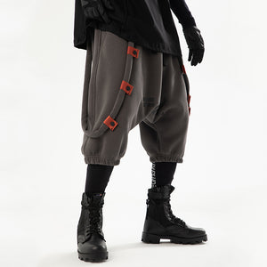 Loose Oversized Shoulder Straps And Vintage Pants