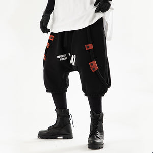 Loose Oversized Shoulder Straps And Vintage Pants