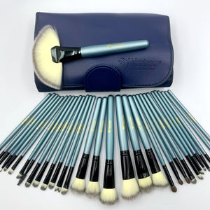 32 blue makeup brushes
