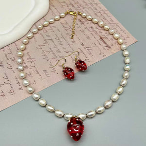 Western Advanced Freshwater Pearl Light Luxury Fruit Strawberry Sweet Temperament Necklace And Earrings Suite