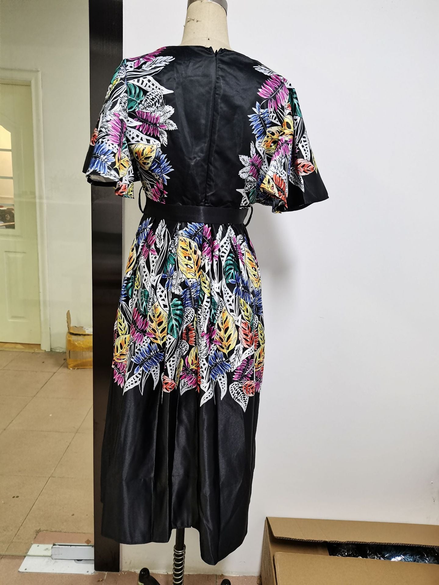 Printed Black Pullover High Waist Temperament Commuter Midi Dress